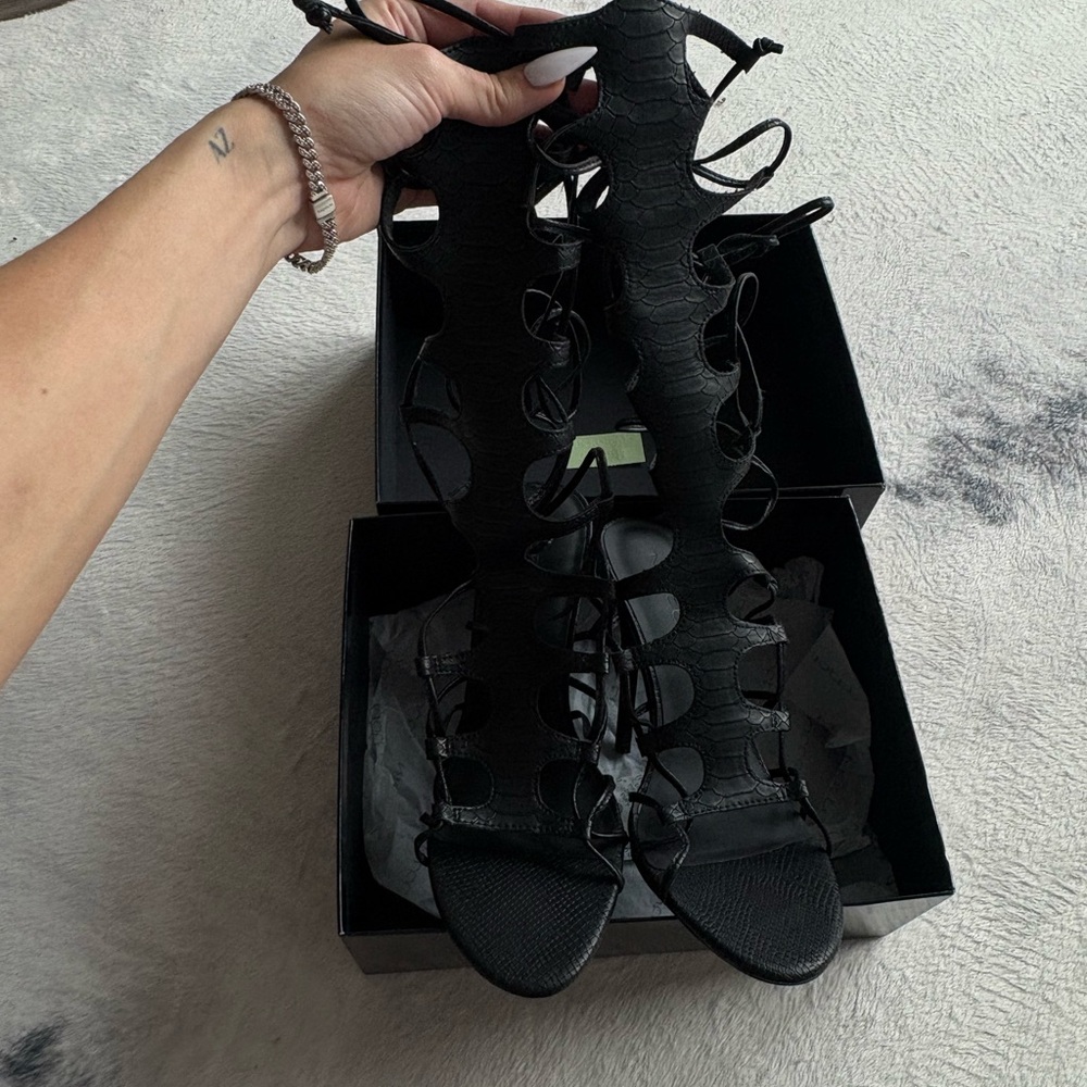 MATTE brand lace up heels